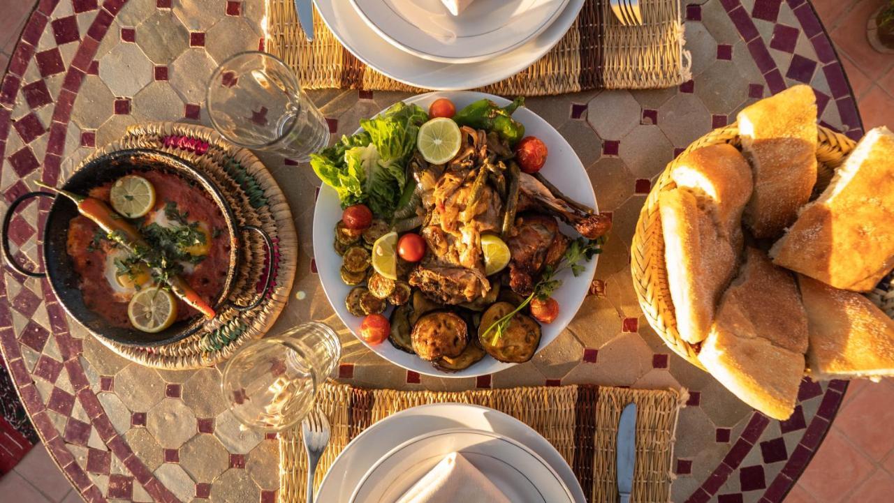 Dar Essalama Dades Akhendachou n'Ait Ouffi ภายนอก รูปภาพ