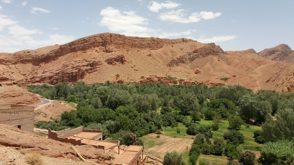 Dar Essalama Dades Akhendachou n'Ait Ouffi ภายนอก รูปภาพ